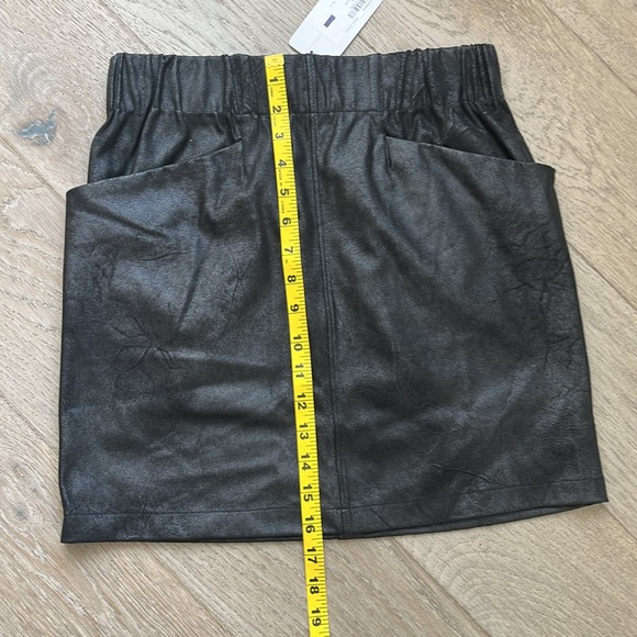 NWT Evereve  x David Lerner Faux Leather / Suede Pull-on Pocket Mini Skirt (XS) - Picture 6 of 8